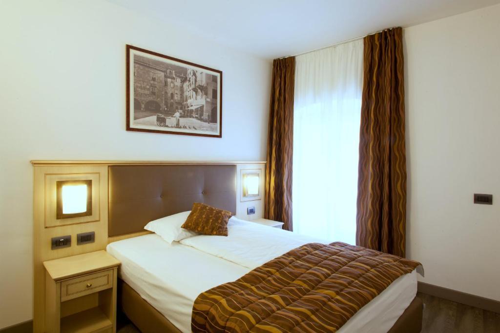 Hotel Portici - Romantik & Wellness Riva del Garda Habitación foto